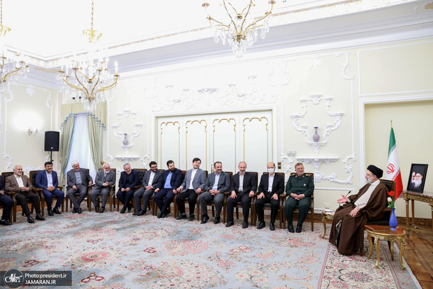 دیدار عیدانه کارگزاران نظام با رئیس جمهور/ رئیسی: سال 1402 سال تداوم تلاش مضاعف و شبانه‌روزی دولت برای خدمتگزاری است