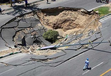 مدیرمشارکت های مردمی محیط زیست کشور:‌فارس رتبه نخست فرونشست زمین را درجهان دارد