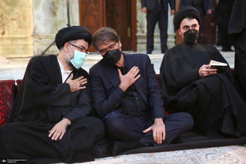 مراسم احیای شب بیست و یکم ماه رمضان در حرم مطهر امام خمینی (س)