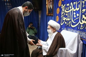 مراسم عمامه گذاری و جشن روز هفدهم ماه ربیع الاول در بیوت مراجع عظام تقلید