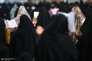 مراسم دعا و احیای شب بیست و یکم ماه رمضان در حرم امام رضا(ع)