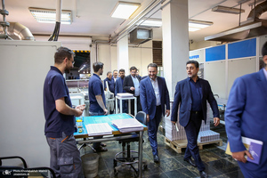 بازدید رئیس موسسه تنظیم و نشر آثار امام خمینی(س) از شرکت چاپ و نشر بانک ملی