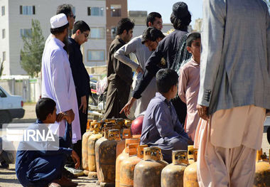 فرماندار: روند توزیع گاز و سوخت در خاش باید نظارت شود