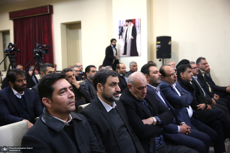 دیدار وزیر و کارکنان وزارت نیرو با سید حسن خمینی