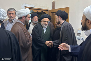 مراسم بزرگداشت آیت الله موسوی بجنوردی (ره) در بیت امام خمینی (س) در نجف اشرف