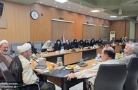 نشست هم‌اندیشی مؤسسه تنظیم و نشر آثار امام خمینی(س) قم با نویسندگان عرصه کودک و نوجوان