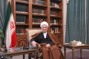 یک گفت و گوی منتشرنشده با آیت الله هاشمی رفسنجانی: بعضی ها می خواهند حکومت اسلامی را منهای جمهوریت قبول کنند/ من می گویم این نمی شود/  اگر فقیهی مشروعیت حکومت داشته باشد، تا مردم رأی ندهند، نمی تواند تشکیل حکومت دهد
