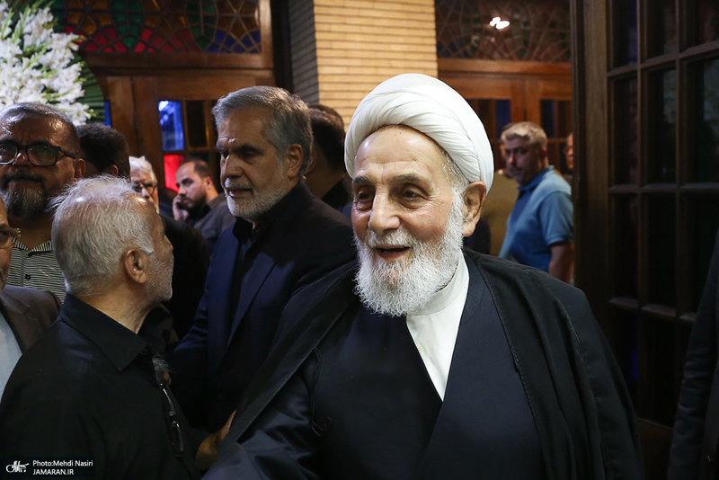 مراسم ختم احمد ناطق نوری
