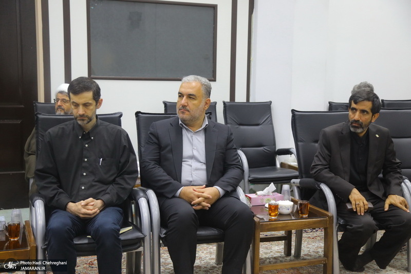 سفر رئیس جمهوری به قم و دیدار با مراجع و علما -1