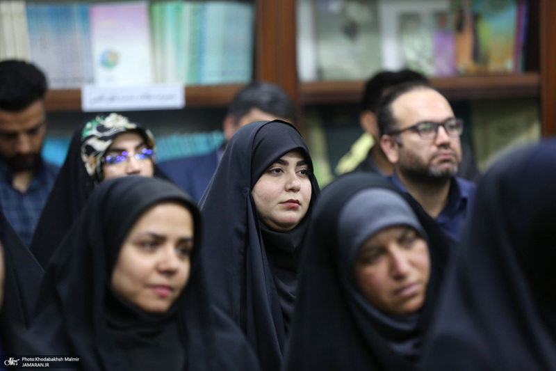 دیدار کارکنان موسسه تنظیم و نشر آثار امام خمینی (س) با حجت الاسلام و المسلمین علی کمساری