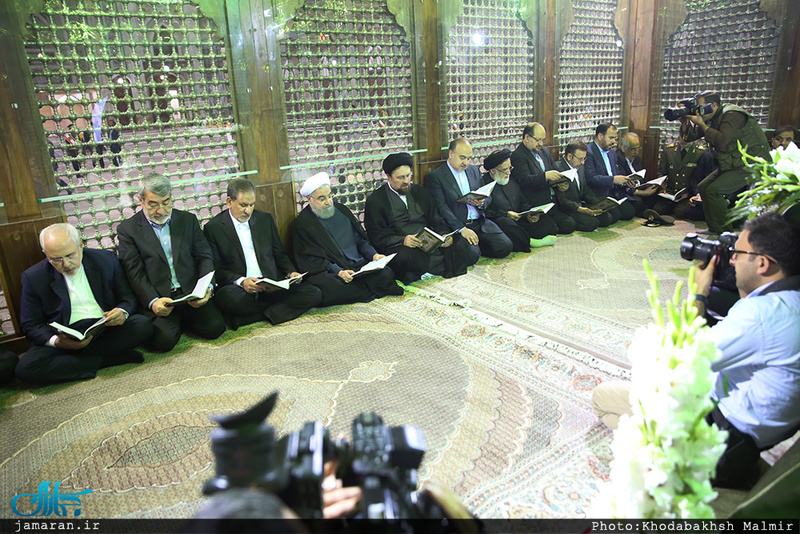 تجدید میثاق رئیس جمهور و هیات دولت با آرمان حضرت امام(س) 
