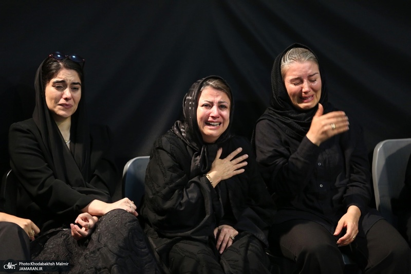 بازخوانی و تبیین ابعاد سیاسی و اجتماعی شادروان علیرضا آفریدون در حسینیه جماران