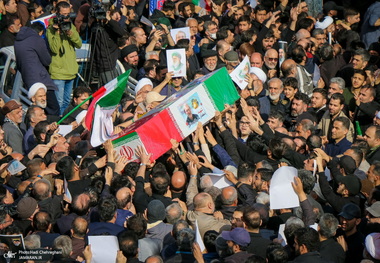 چرا شهید علی لاریجانی را در شهر قم دفن کردند؟