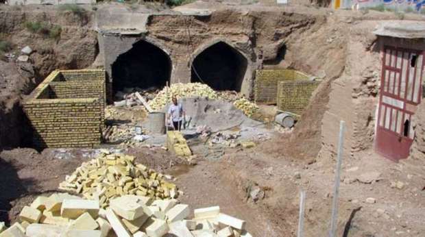مرمت هفت اثر تاریخی در شهرستان مهریز آغاز شد