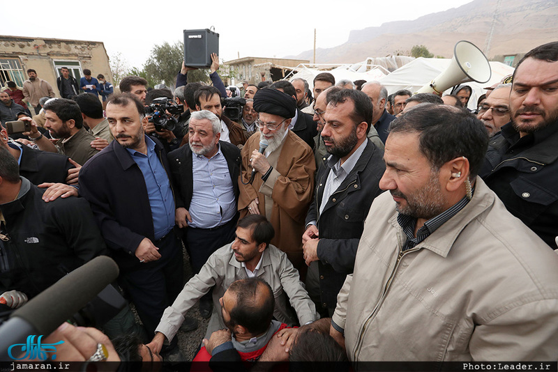 بازدید رهبر معظم انقلاب از روستاهای زلزله‌زده کرمانشاه