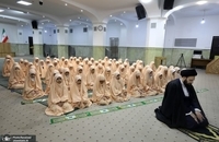 جشن تکلیف دختران در مجتمع یادگار امام با حضور سید علی خمینی (8)