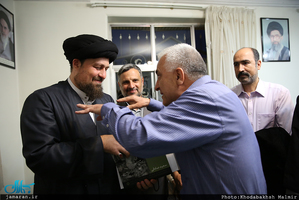 دیدار اعضای انجمن روزنامه نگاران دفاع مقدس با سید حسن خمینی 