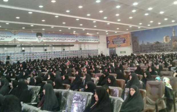 گردهمایی بانوان انقلابی مشهد برگزار شد
