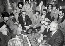 أوّل مقابلة تلفزیونیة للإمام..