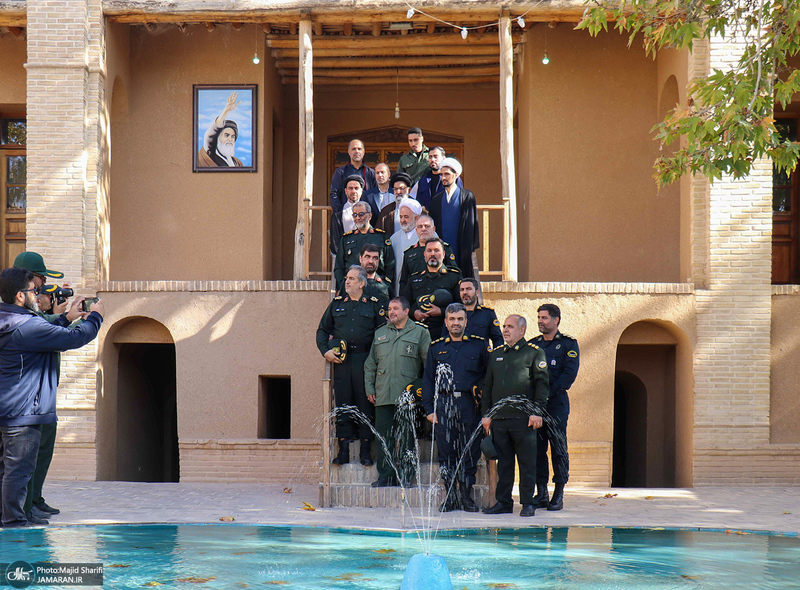 حضور جانشین فرمانده کل انتظامی کشور در  بیت و زادگاه امام خمینی