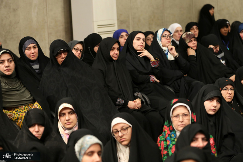 دیدار مسئولان نظام و میهمانان کنفرانس وحدت اسلامى‌ با رهبر معظم انقلاب