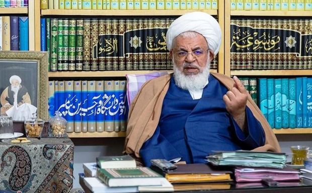 امام جمعه یزد: فعالیت‌های تربیتی، اولویت زندان‌ها باشد