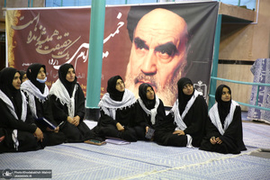 بازدید جمعی از دانشجویان مدارس امامیه پاکستان از جماران