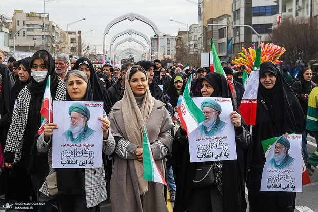 گزارش خبرنگاران جماران از راهپیمایی 22 بهمن 1404 تهران: حضور کم نظیر طیف های متکثر مردم در سالروز پیروزی انقلاب