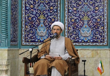 پیروزی انقلاب اسلامی در عصر حاضر یک معجزه الهی بود