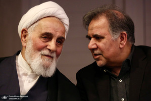 مراسم ختم مادر همسر حجت السلام ‌و المسلمین علی اکبر ناطق نوری و عباس آخوندی