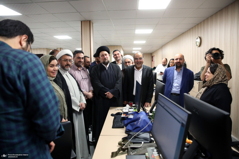 بازدید «سید حسن خمینی» از موسسه مطبوعاتی ایران