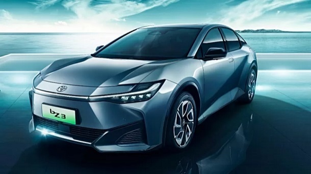 
سدان جدید تویوتا برای رقابت با تسلا