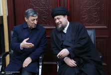 سید حسن خمینی: «بغض» را در جامعه پایین بیاورید/ باید به اقشار کم درآمد و پایین دست رسیدگی کرد/ حتی کسی که با ما از در ناسزاگویی می‌آید را هم جذب کنیم/ باید دینی عرضه کنیم که بتواند جامعه ما را یکپارچه کند