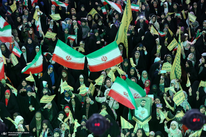 اجتماع باشکوه نوجوانان آرمانی لشکر قدس در حرم مطهر امام خمینی (س)