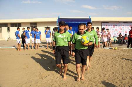 کلاس پیشرفته پیش فصل داوران لیگ برتر فوتبال ساحلی کشور در بوشهر برگزار شد