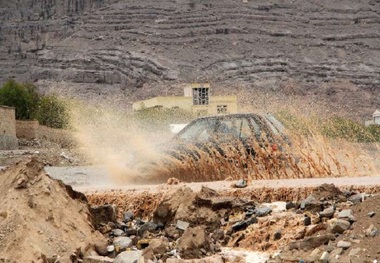 سیل به خانه های 11 شهر و 130 روستای استان یزد خسارت زد