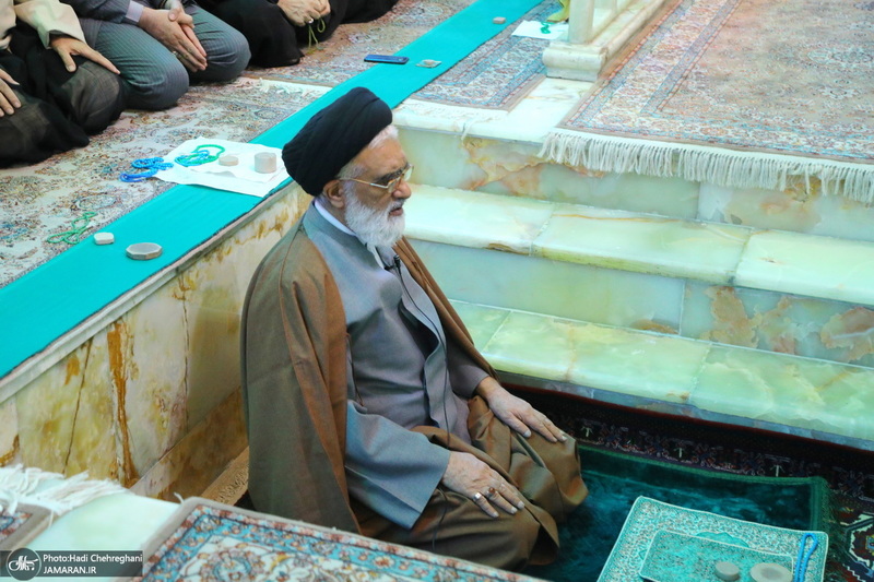 نماز عید سعید فطر در حرم مطهر حضرت معضومه (س)