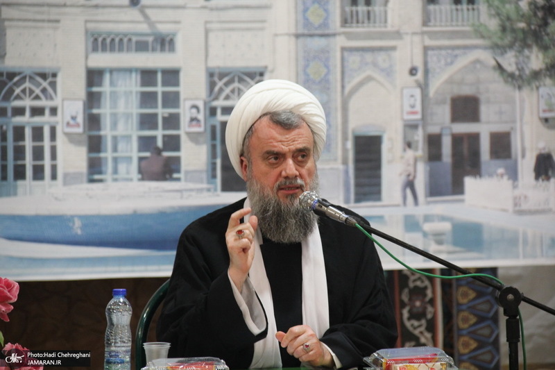 نشست دوره ای اساتید سطوح عالیه و خارج حوزه علمیه قم