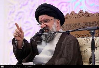 امتی که عاشورایی باشد روی ذلت را نخواهد دید