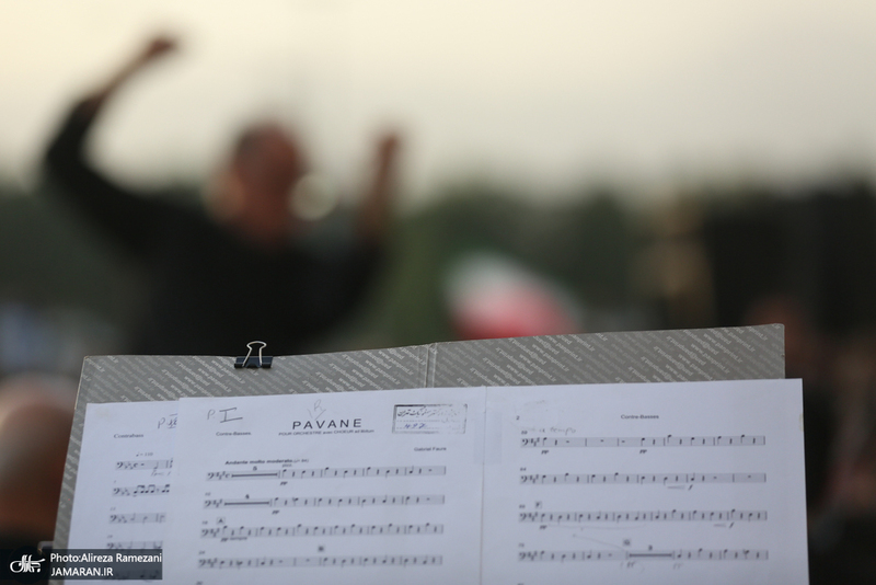 اجرای ارکستر سمفونیک تهران در برج آزادی