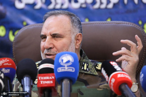 نشست خبری فرمانده نیروی زمینی ارتش