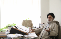هادی خامنه ای