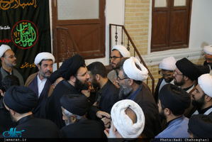دیدار جمعی از ائمه جماعات استان قم با سید علی خمینی