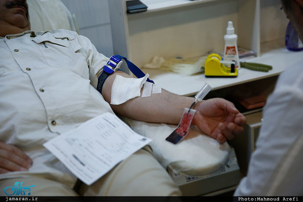 اهدای خون منافاتی با روزه‌داری ندارد
