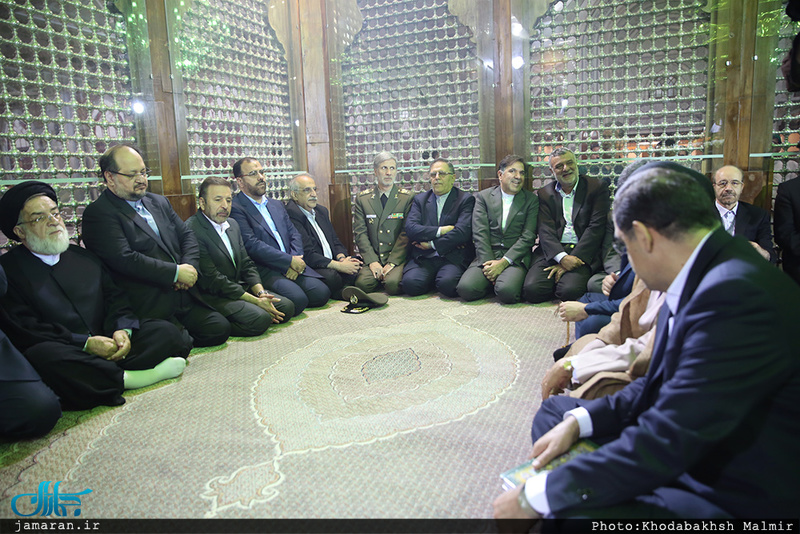 تجدید میثاق رئیس جمهور و هیات دولت با آرمان حضرت امام(س) 