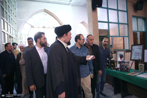 دیدار اعضای جبهه فرهنگی نقلاب اسلامی با سید حسن خمینی