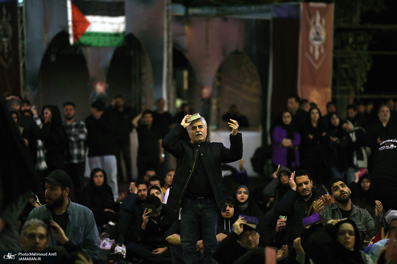 احیای شب بیست و سوم ماه مبارک رمضان در میدان فلسطین