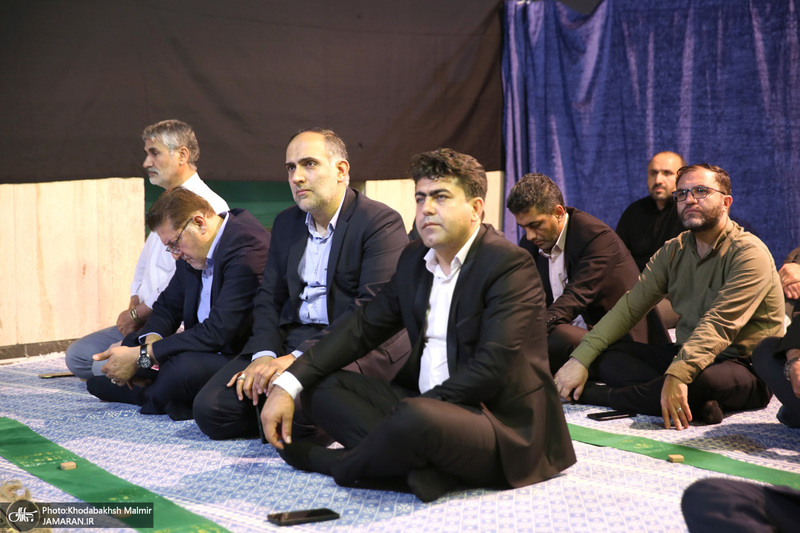 بازدید جمعی از شرکت کنندگان نشست تخصصی مسئولین وکارشناسان دیرخانه شورای فرهنگ عمومی استانها از بیت امام خمینی (س) در جماران