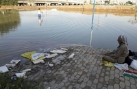 ماهیگیری در جاده ساحلی اهواز (12)