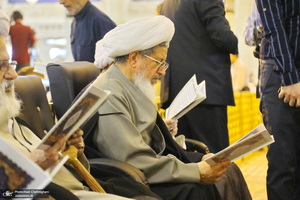 مراسم سالروز رحلت امام خمینی (س) از سوی مقام معظم رهبری در حرم حضرت معصومه(س)